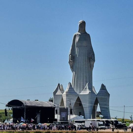 Größte Marienstatue Europas in Polen eingeweiht