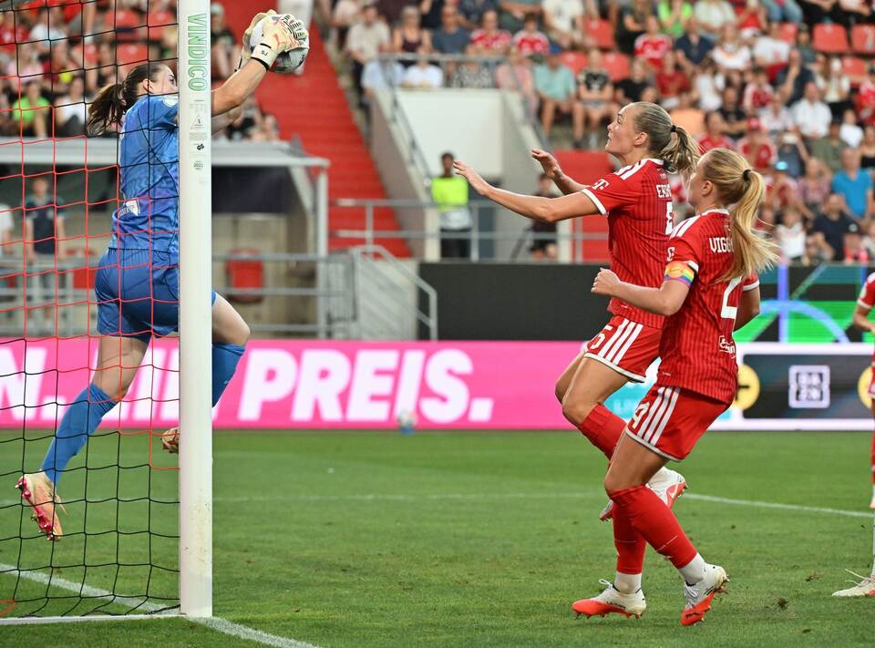DFB-Supercup - Bayern München - VfL Wolfsburg DFB-Supercup - Bayern München - VfL Wolfsburg