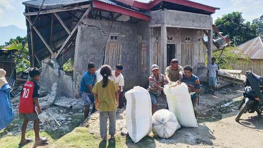 Erdbeben vor der Küste Indonesiens Erdbeben vor der Küste Indonesiens