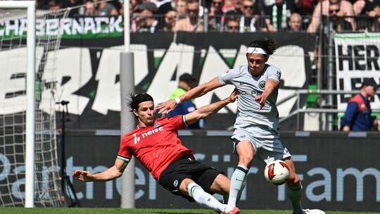 Hannover 96 - VfL Wolfsburg Hannover 96 - VfL Wolfsburg