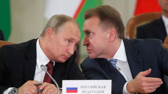 Kremlchef Wladimir Putin und Igor Schuwalow Kremlchef Wladimir Putin und Igor Schuwalow