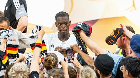 Dennis Schröder