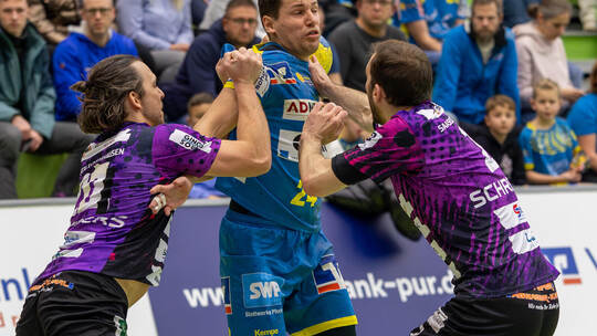 Pforzheim/Eutingen (Oskar Emanuel, Mitte) trifft nächste Saison nicht auf Leutershausen– dieser Verein spielt nun in einer ander