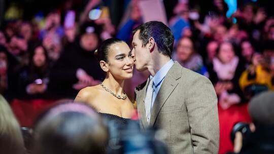 Dua Lipa und Callum Turner