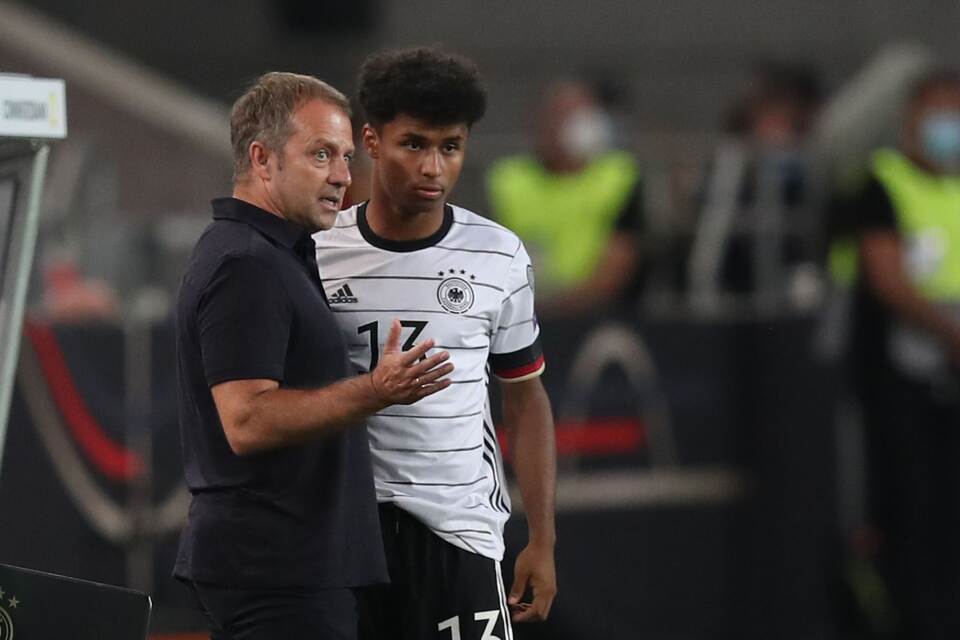 Hansi Flick und Karim Adeyemi