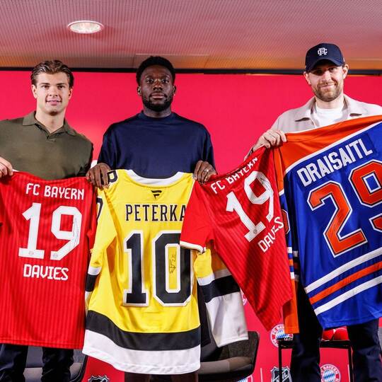 Eishockey, Fußball: Gemeinsame PK von FC Bayern und NHL