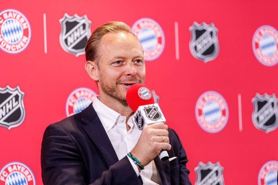 Eishockey, Fußball: Gemeinsame PK von FC Bayern und NHL Eishockey, Fußball: Gemeinsame PK von FC Bayern und NHL