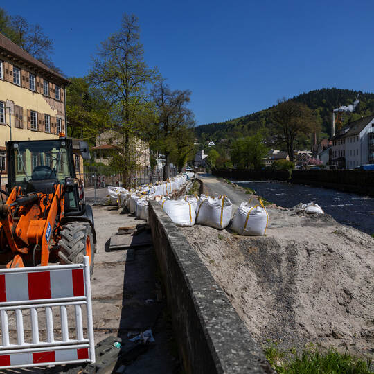 Neuenbürg Baustelle Wildbaderstraße Enz