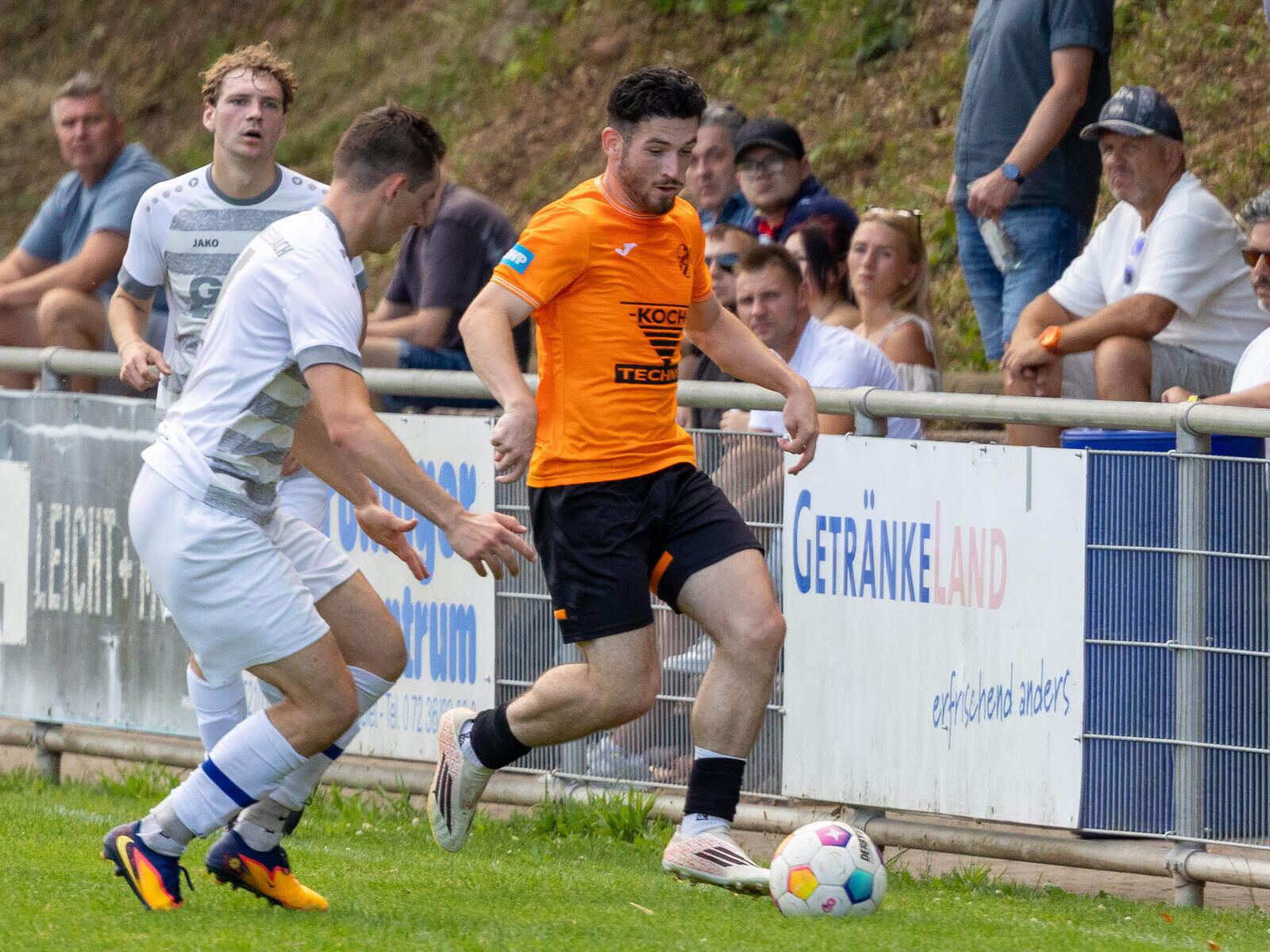 CfR streicht ersten Saisonsieg ein: Pforzheimer Oberliga-Kicker gewinnen 1:0 in umkämpfter Partie