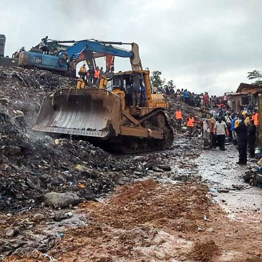 Dutzende in Guinea von Müllkippe verschüttet
