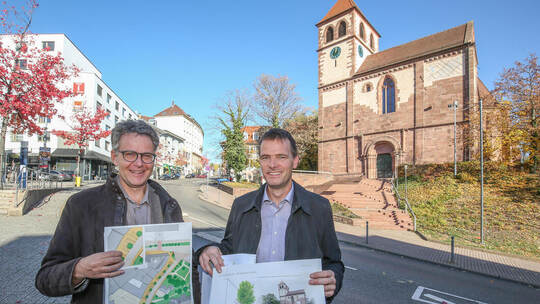 Im Jahr 2018 arbeiteten der damalige Planungsamtsleiter Michael Wolf (rechts) und der damalige Quartiersentwickler Reinhard Maie
