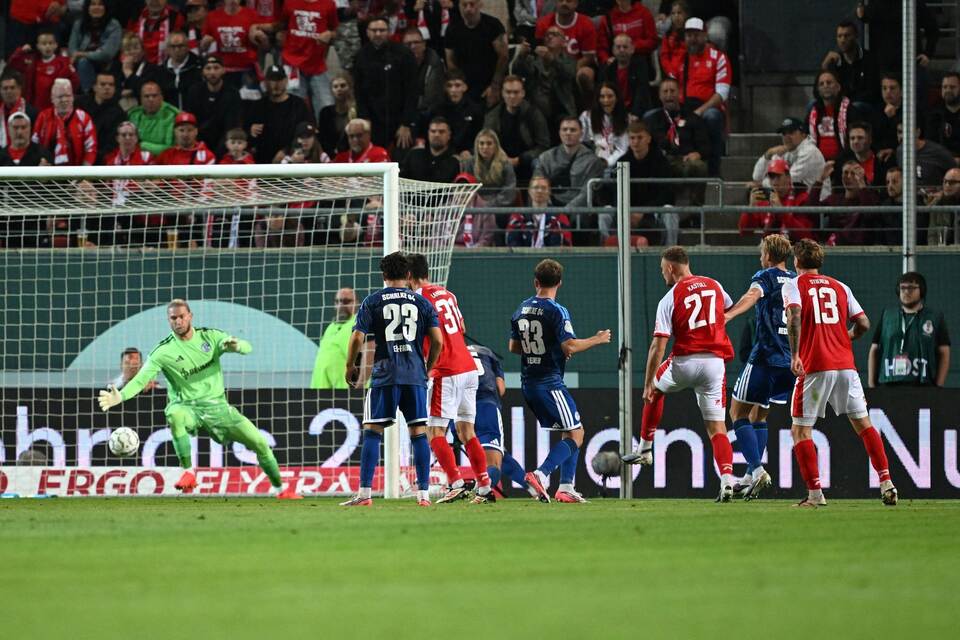 Hallescher FC - FC Schalke 04 Hallescher FC - FC Schalke 04