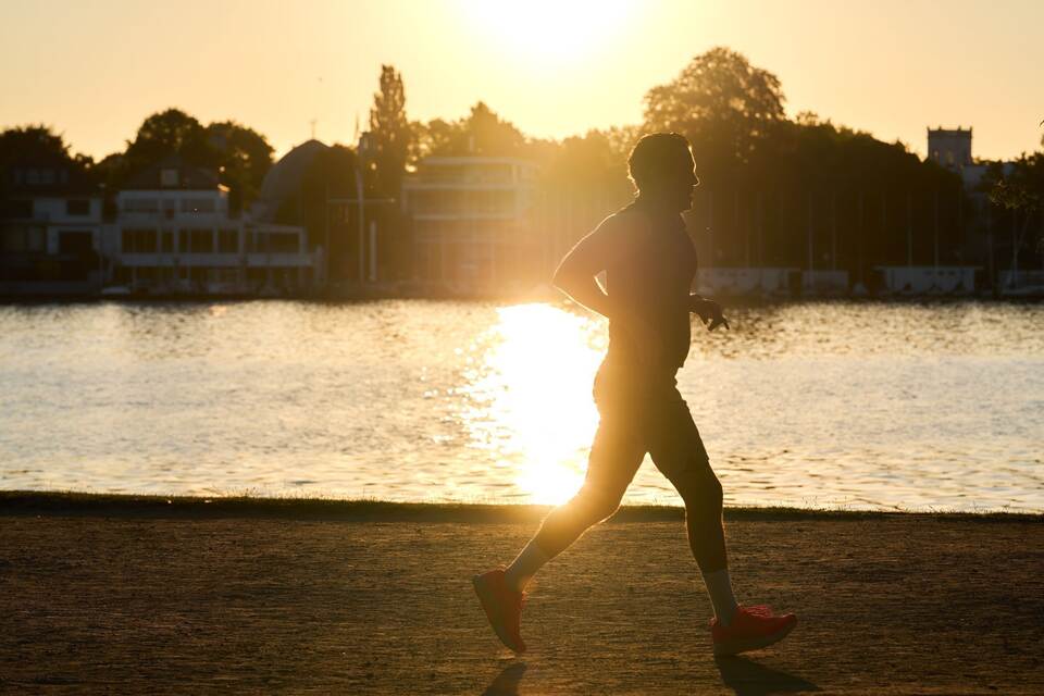 Jogger an der Alster Jogger an der Alster