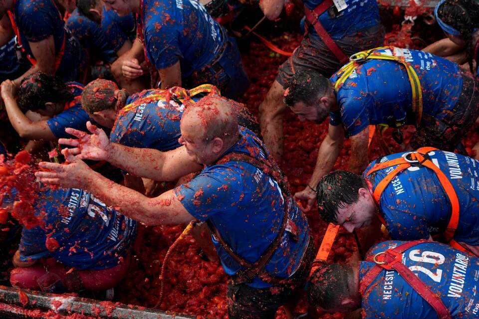 «La Tomatina»: Tomatenschlacht in Spanien «La Tomatina»: Tomatenschlacht in Spanien