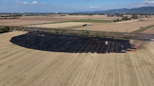 Bahnstrecke wegen Flächenbrand gesperrt Bahnstrecke wegen Flächenbrand gesperrt