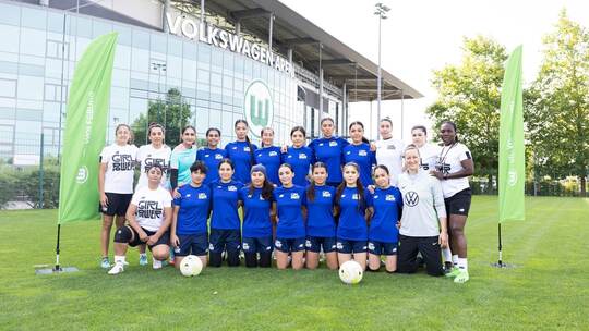 Media Day afghanisches Nationalteam beim VfL Wolfsburg Media Day afghanisches Nationalteam beim VfL Wolfsburg