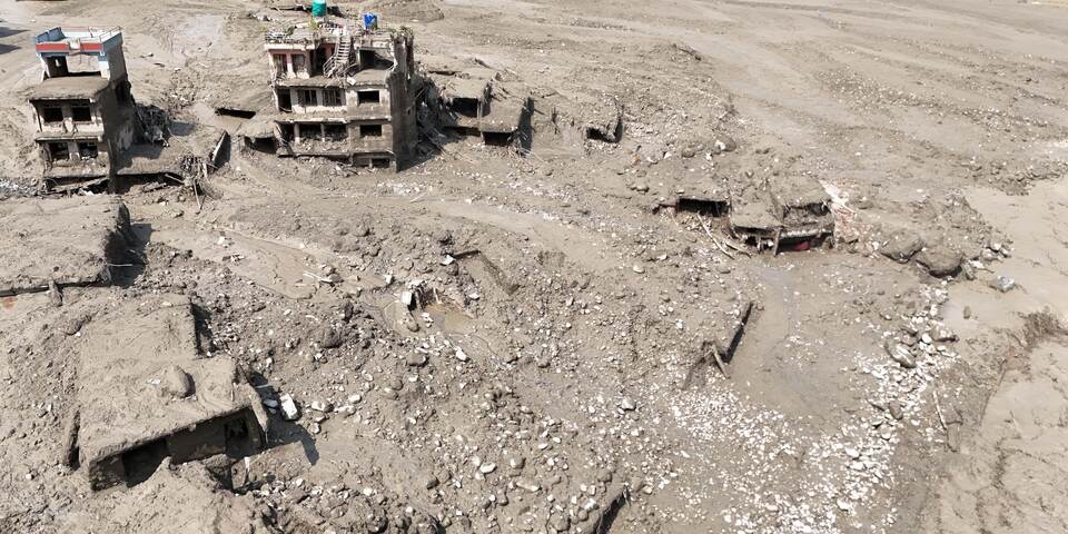 Wie es zu der verheerenden Sturzflut in Nepal kam