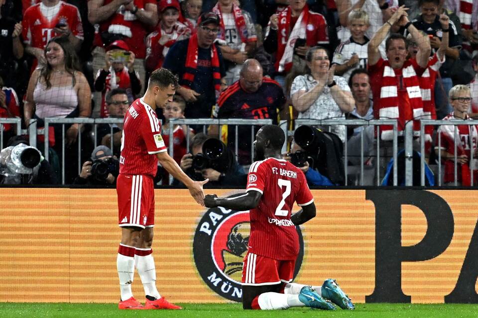 FC Bayern München - VfB Stuttgart FC Bayern München - VfB Stuttgart