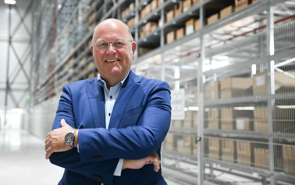 Sportfachhändler Intersport Sportfachhändler Intersport