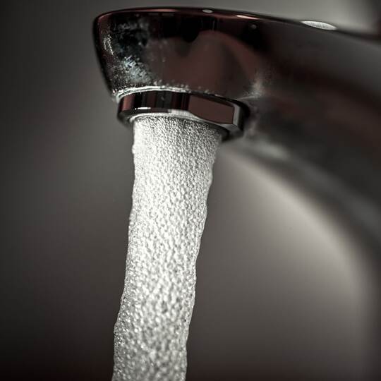 Wasserhahn