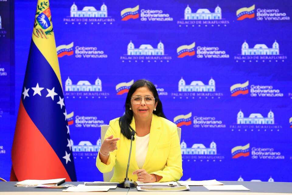 Geschäftsführende Präsidentin Delcy Rodríguez Geschäftsführende Präsidentin Delcy Rodríguez