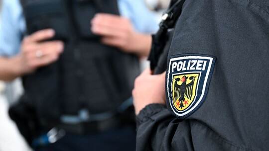 Bundespolizei am Bahnhof Symbolbild
