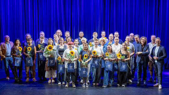 Theater Vorstellung Neue Spielzeit