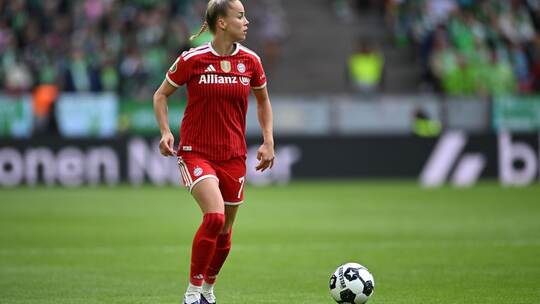 Giulia Gwinn Giulia Gwinn