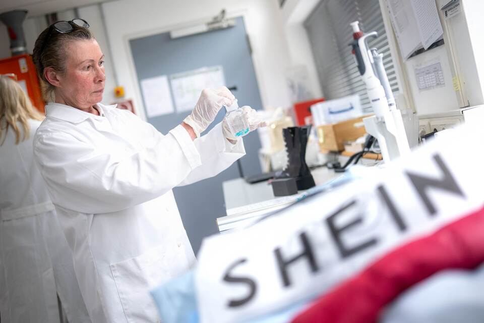 Labor: Manche Kleidung bei Shein mit Chemikalien belastet Labor: Manche Kleidung bei Shein mit Chemikalien belastet