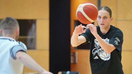 Deutsche Basketballerinnen trainieren für die WM
