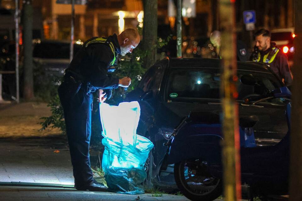 Polizeieinsatz auf Fabrikgelände in Hamburg Polizeieinsatz auf Fabrikgelände in Hamburg