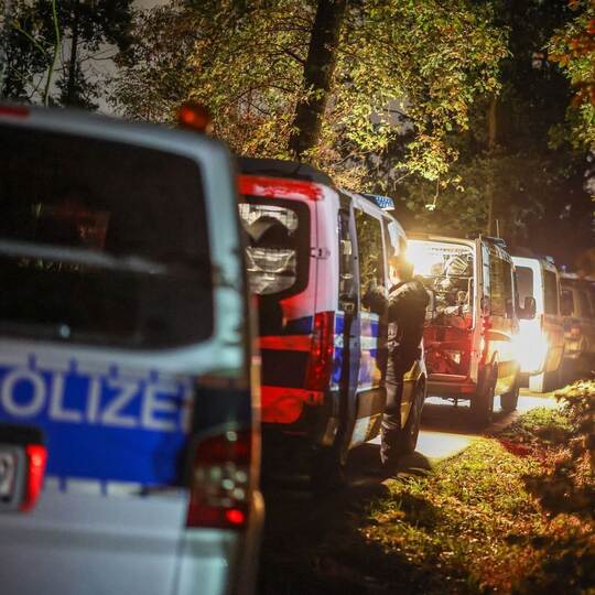 Polizei stürmt Fahrzeug von Sabotage-Verdächtigem