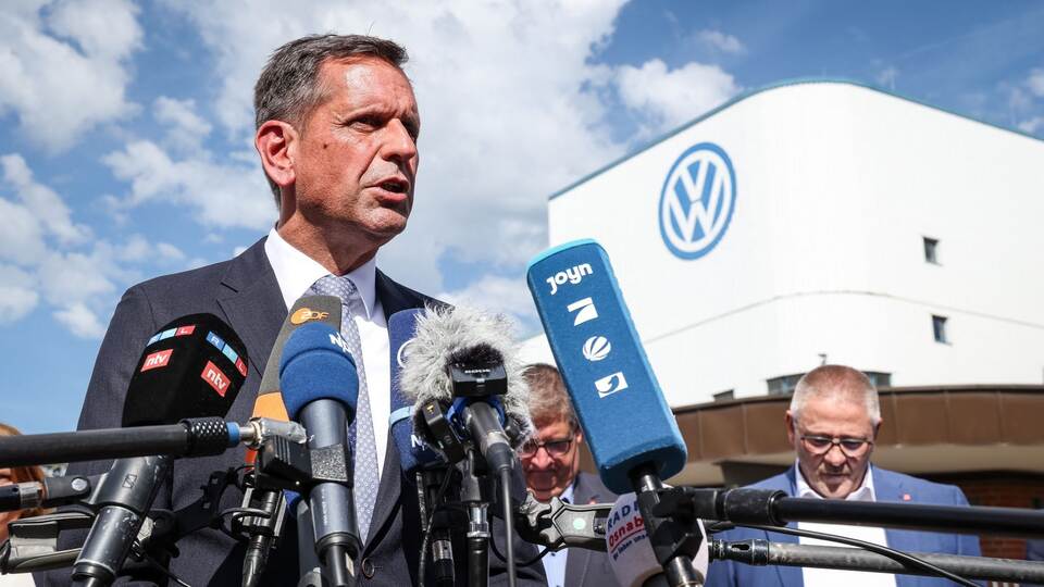 Absichtserklärung zwischen Volkswagen und Rüstungskonzern Absichtserklärung zwischen Volkswagen und Rüstungskonzern