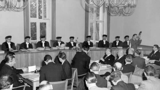 Erste Sitzung des Bundesverfassungsgerichts