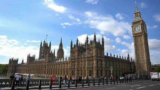 Big Ben und Houses of Parliament in London Big Ben und Houses of Parliament in London