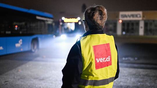 Warnstreiks bei Bussen und Bahnen im Südwesten Warnstreiks bei Bussen und Bahnen im Südwesten