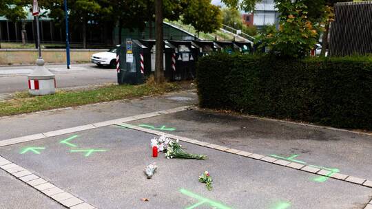 74-Jähriger stirbt nach Messerangriff in Freiburg 74-Jähriger stirbt nach Messerangriff in Freiburg