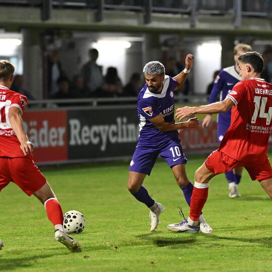 Einsatz, Wille und spielerische Qualität stimmen beim FC Nöttingen – nur vor dem Tor fehlt derzeit die nötige Konsequenz. Hier b