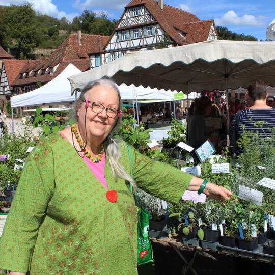 Seit 2008 veranstaltet die Maulbronner „Kräuterhexe“ Gabriele Bickel den Maulbronner Kräuter- und Erntemarkt. Mit großem Erfolg,