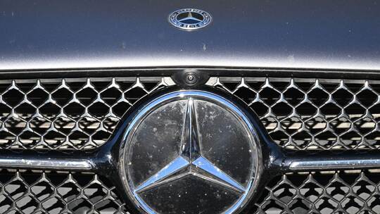 Mercedes-Benz Mercedes-Benz