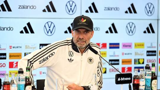 DFB-Pressekonferenz mit Bundestrainer Klopp DFB-Pressekonferenz mit Bundestrainer Klopp