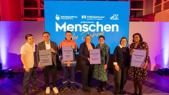 Die Preisträger 2025: Jan Lauer und Christoph Meißner vom Wildpark-Förderverein, Jugendfeuerwehrmann Michael Frolov, Christine B