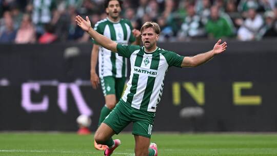 SV Werder Bremen - FC Augsburg SV Werder Bremen - FC Augsburg