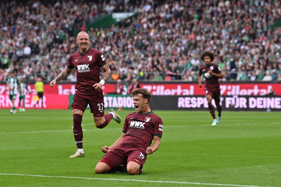 SV Werder Bremen - FC Augsburg SV Werder Bremen - FC Augsburg