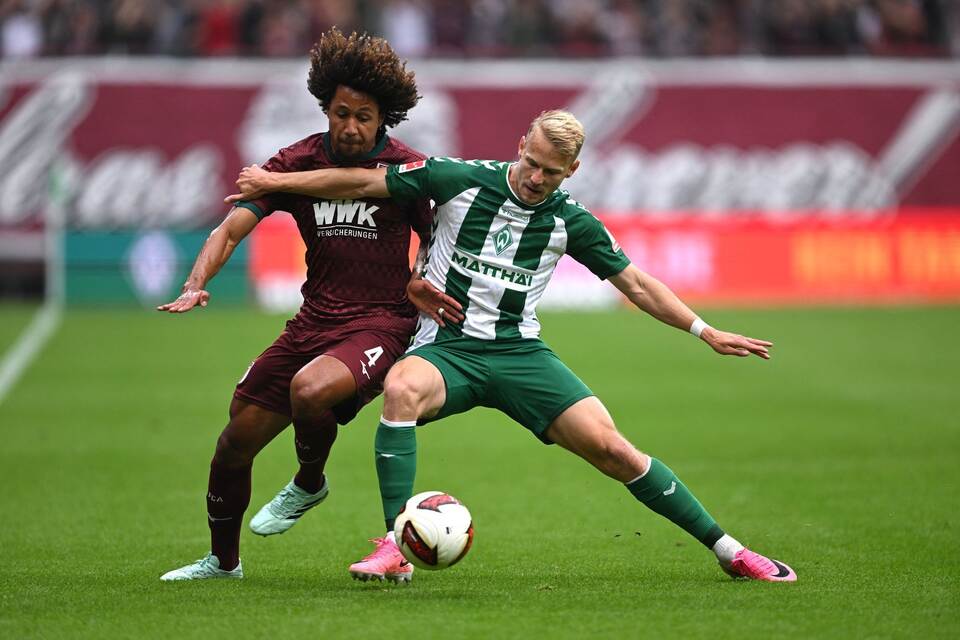 SV Werder Bremen - FC Augsburg SV Werder Bremen - FC Augsburg