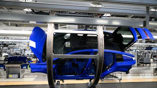 Produktion des Audi A2 e-tron