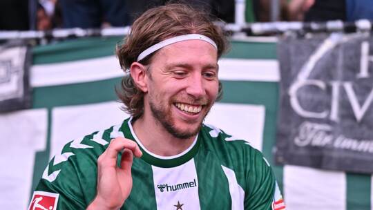SV Werder Bremen - FC Augsburg SV Werder Bremen - FC Augsburg