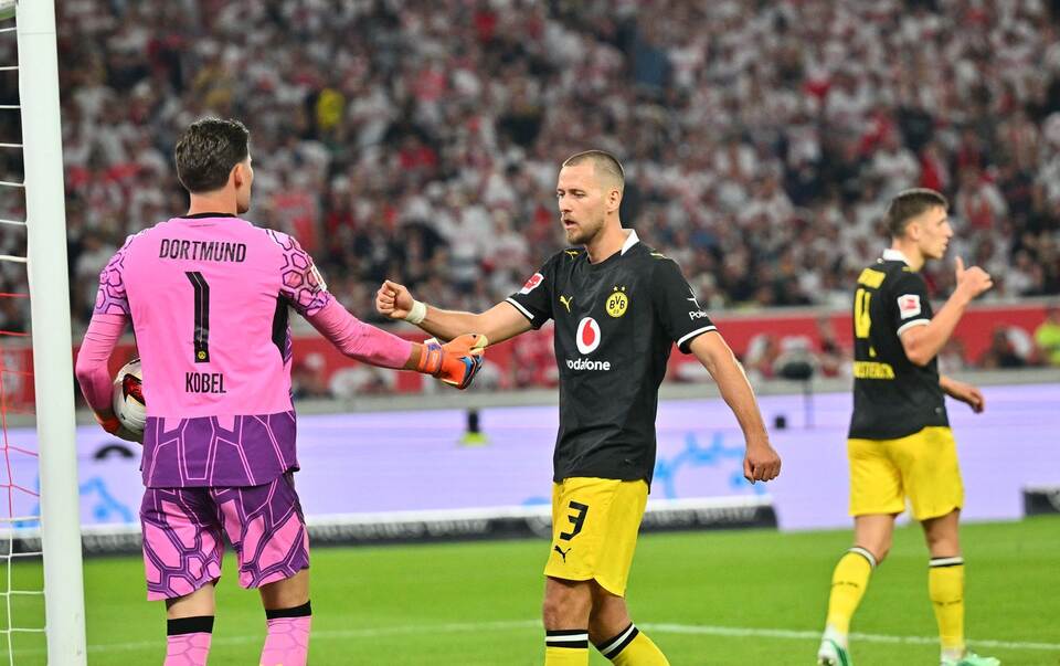 VfB Stuttgart - Borussia Dortmund VfB Stuttgart - Borussia Dortmund