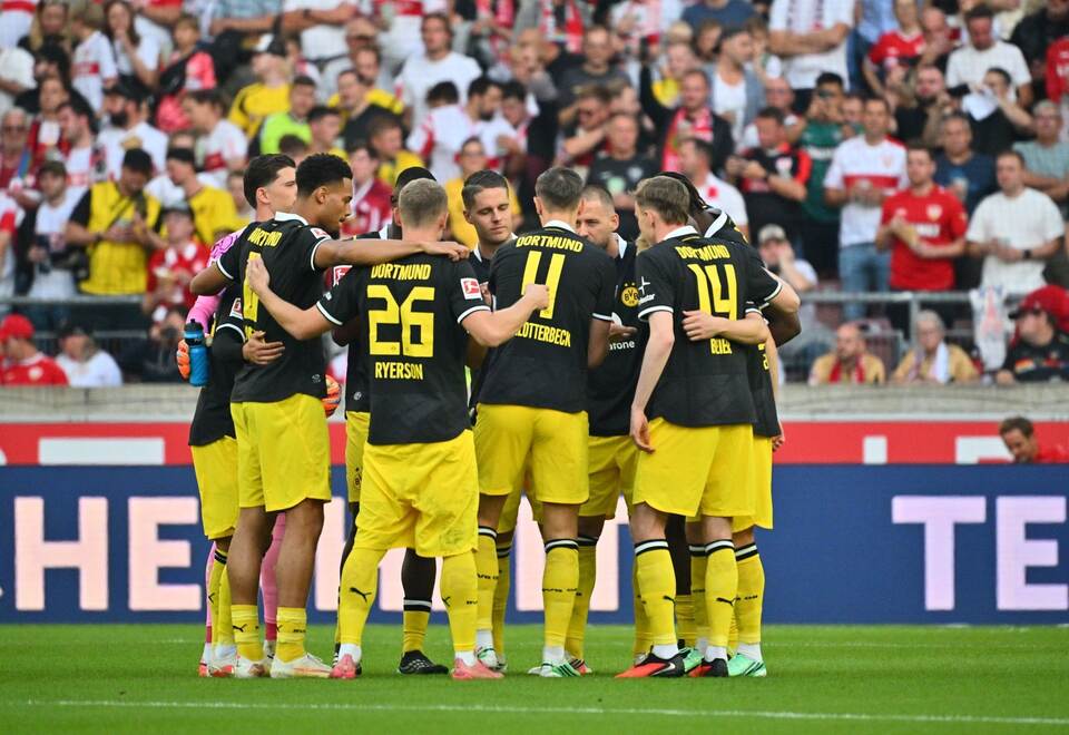 VfB Stuttgart - Borussia Dortmund VfB Stuttgart - Borussia Dortmund