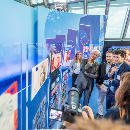 Entwürfe für künftige Euro-Banknoten